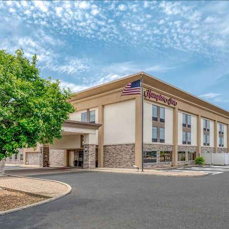 Hampton Inn St. Louis/Колинсвил Екстериор снимка