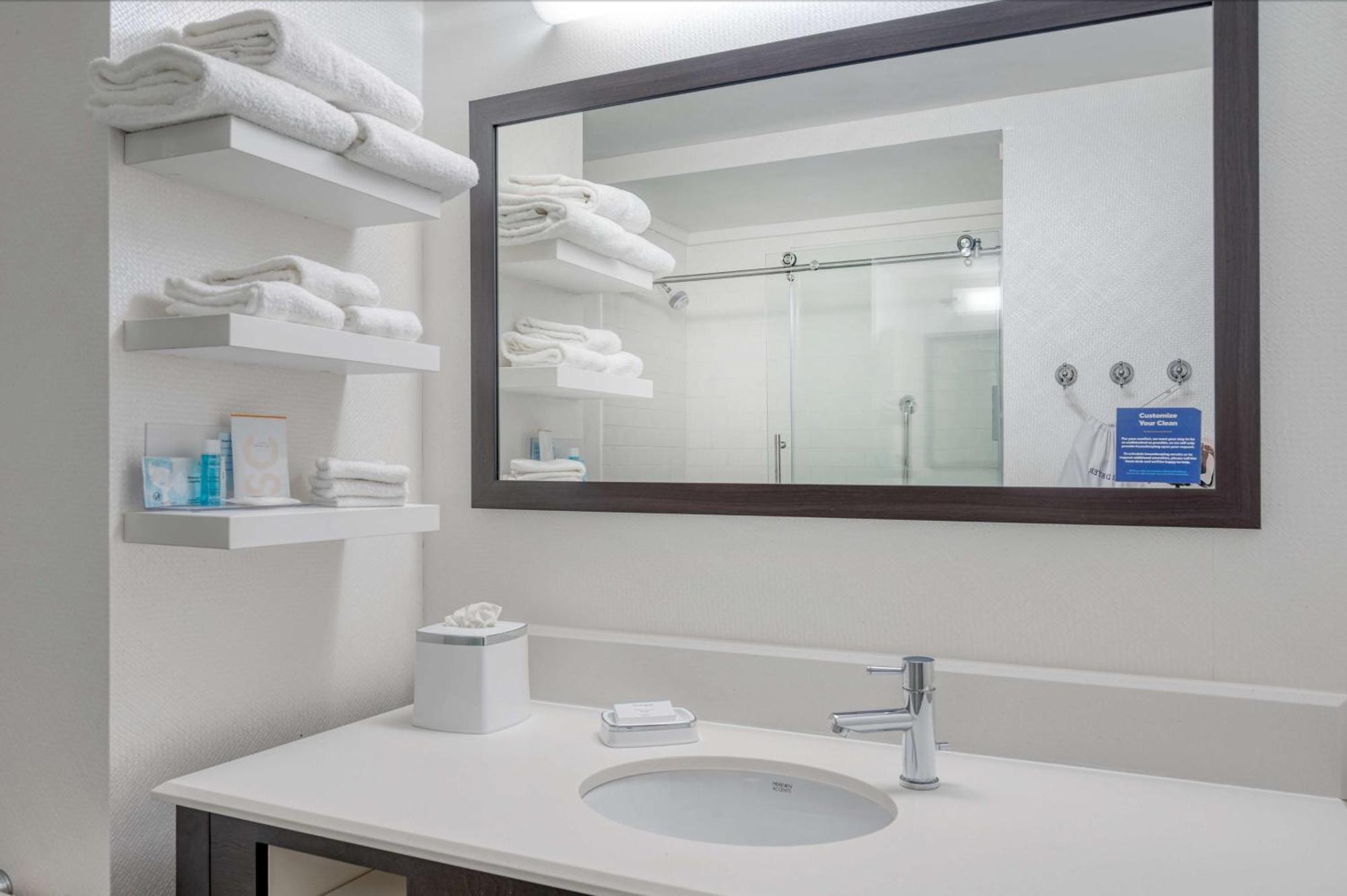 Hampton Inn St. Louis/Колинсвил Екстериор снимка