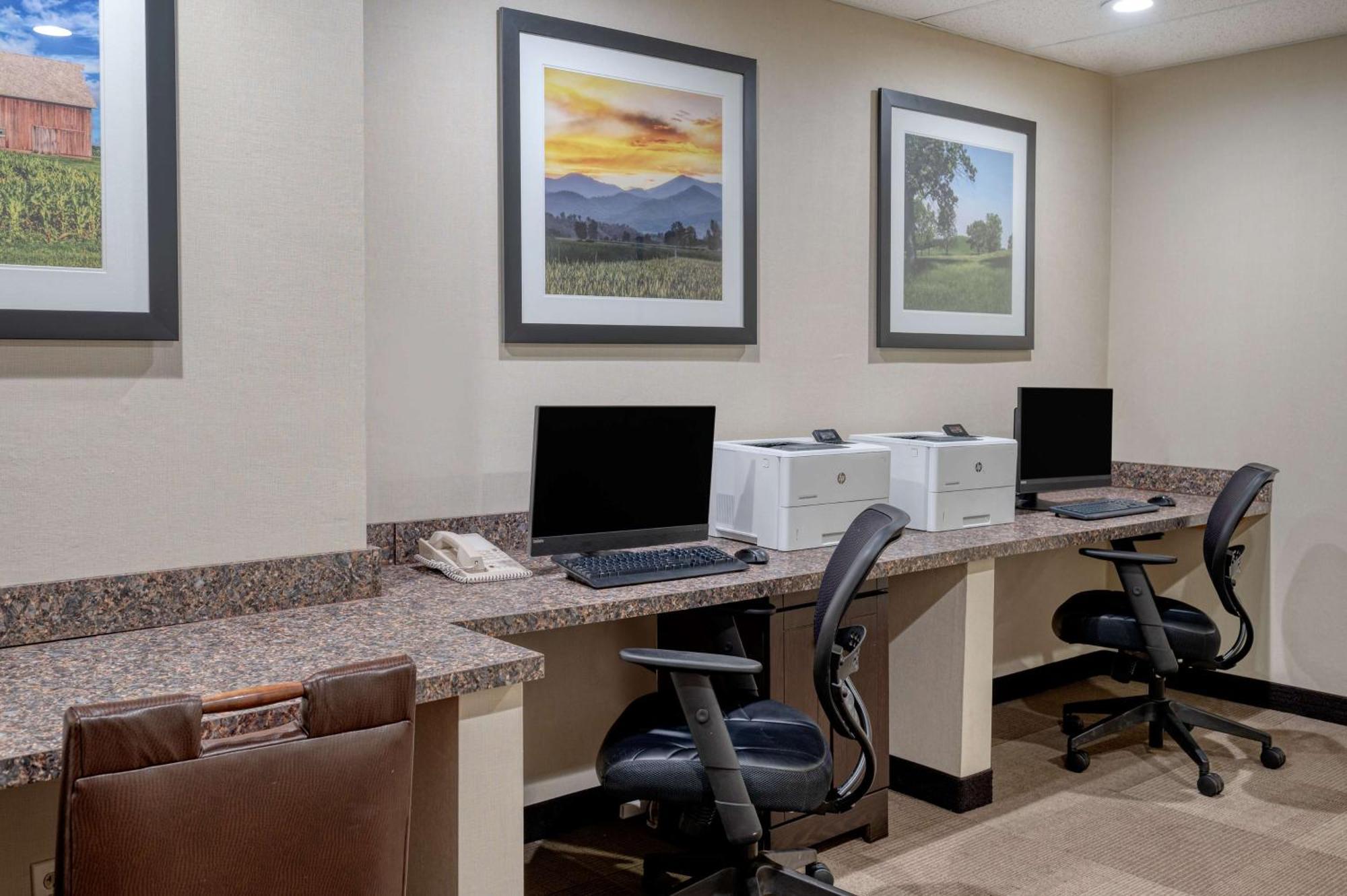 Hampton Inn St. Louis/Колинсвил Екстериор снимка