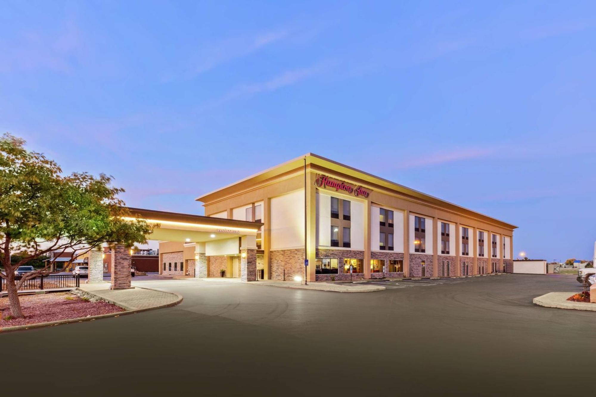 Hampton Inn St. Louis/Колинсвил Екстериор снимка