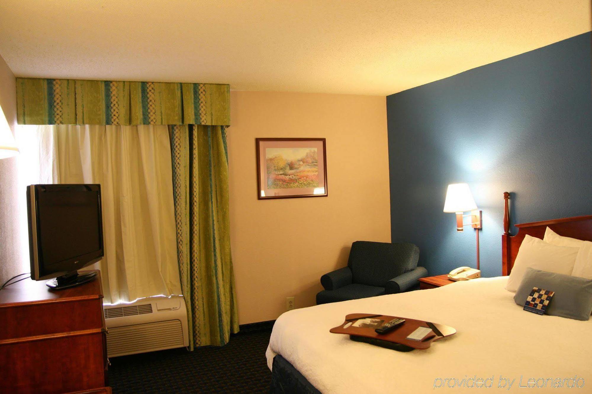 Hampton Inn St. Louis/Колинсвил Стая снимка
